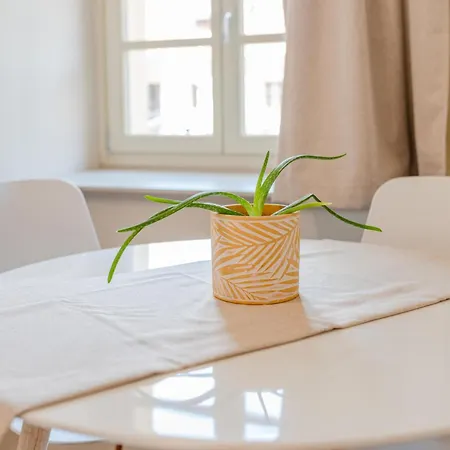 Le Madamin, Flora & Fauna - No Lift Apartman Torino