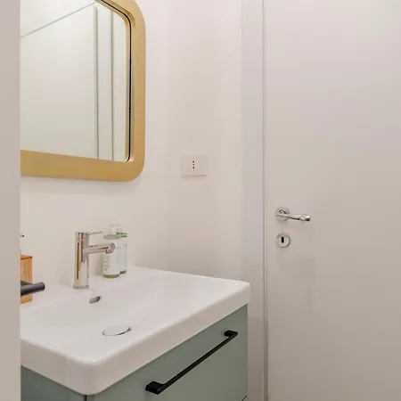 Le Madamin, Flora & Fauna - No Lift Apartman