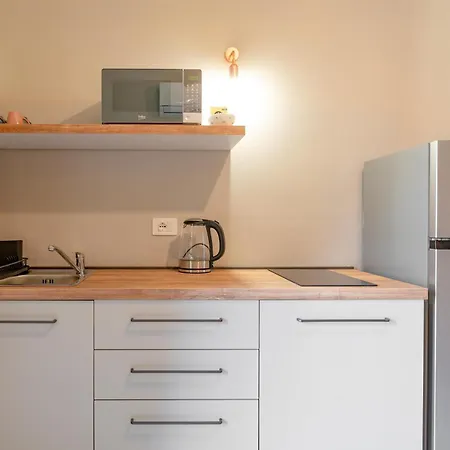 Le Madamin, Flora & Fauna - No Lift Apartman